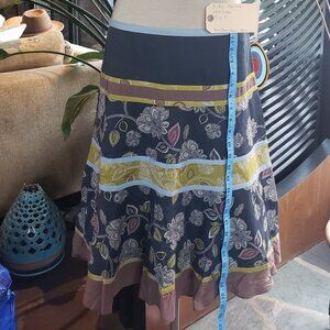 BCBG Max Azria 100% Cotton Blue Floral Skirt Size 8